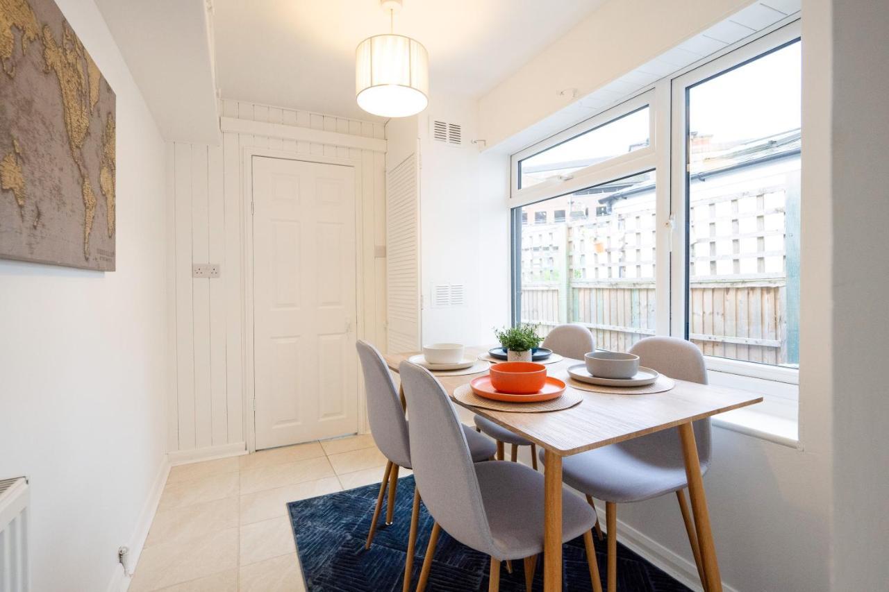 Stunning 2-Bedroom Home In City Centre With Wi-Fi! Royal Tunbridge Wells Exterior foto